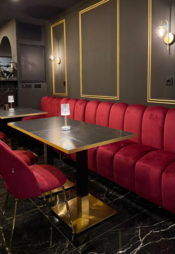 Bancos corridos para restaurantes